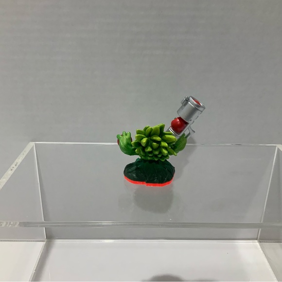 Sklylanders Trap Team Character Figures - Snap Shot / Wildfire / Food Fight - Picture 11 of 13